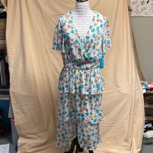 Draper James RSVP Floral Dress w/ Ruffle Details - flawed, see desc, NWT size M